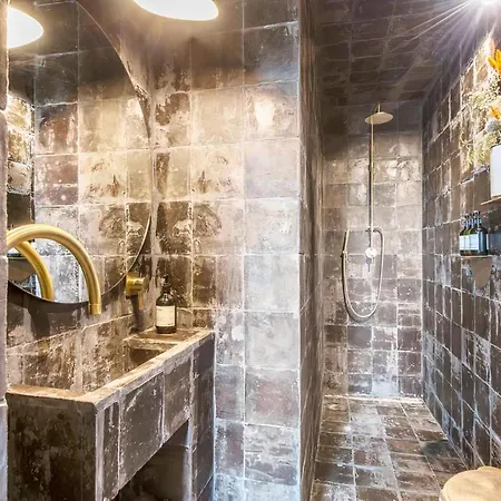 아파트 The Rooftop Luxueuze Bohemian Penthouse 니우포르트